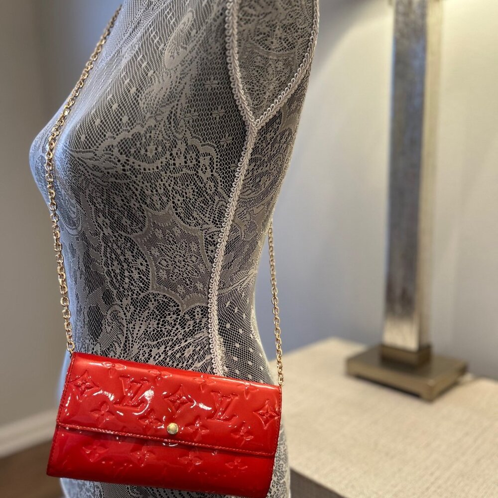 Louis Vuitton Vernis Portefeuille Sarah Wallet Vibrant Red Patent Leather - Picture 5 of 12